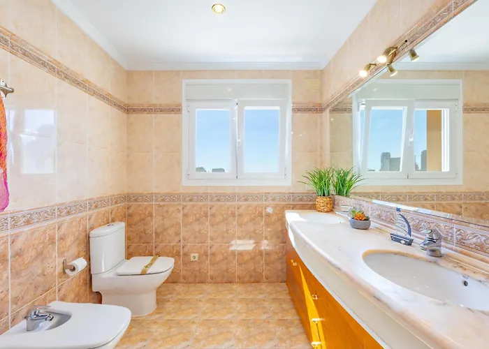 Almendros - Plusholidays *