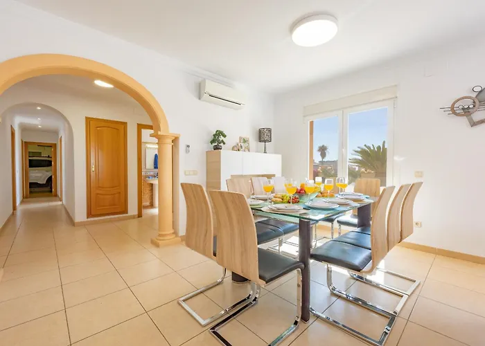 Almendros - Plusholidays Ifach