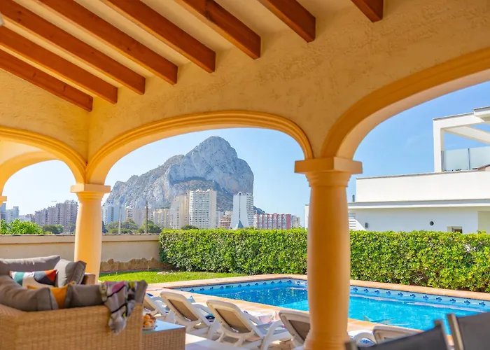 Almendros - Plusholidays Villa *